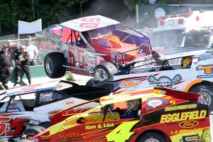 The Northern Modified Challenge Series returns to Thunder Road in Barre, VT to open its second season on Sunday, May 25.  (Leif Tillotson photos)