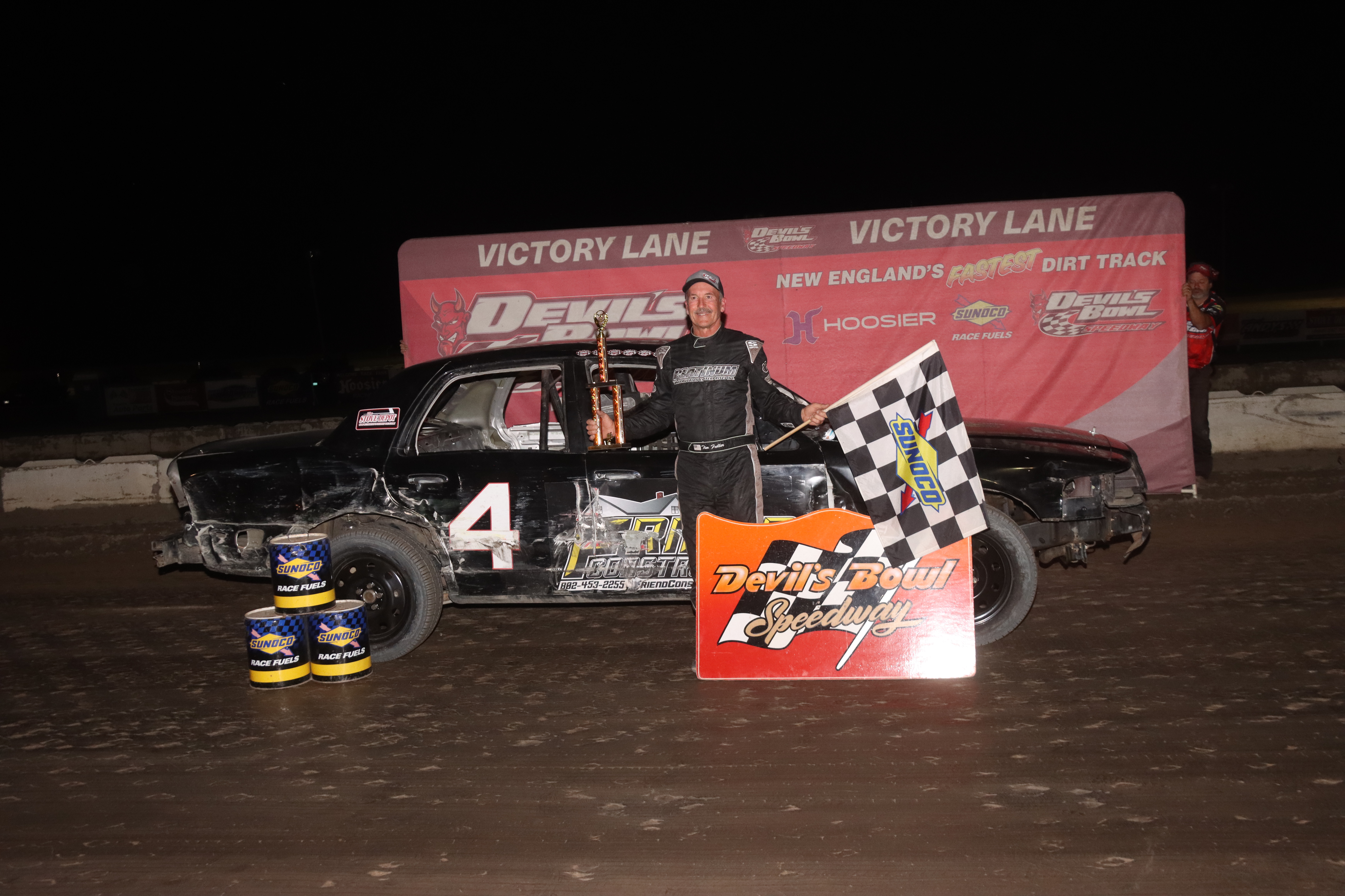 Fuller and Mahaney Win at Kenny Wallace Night