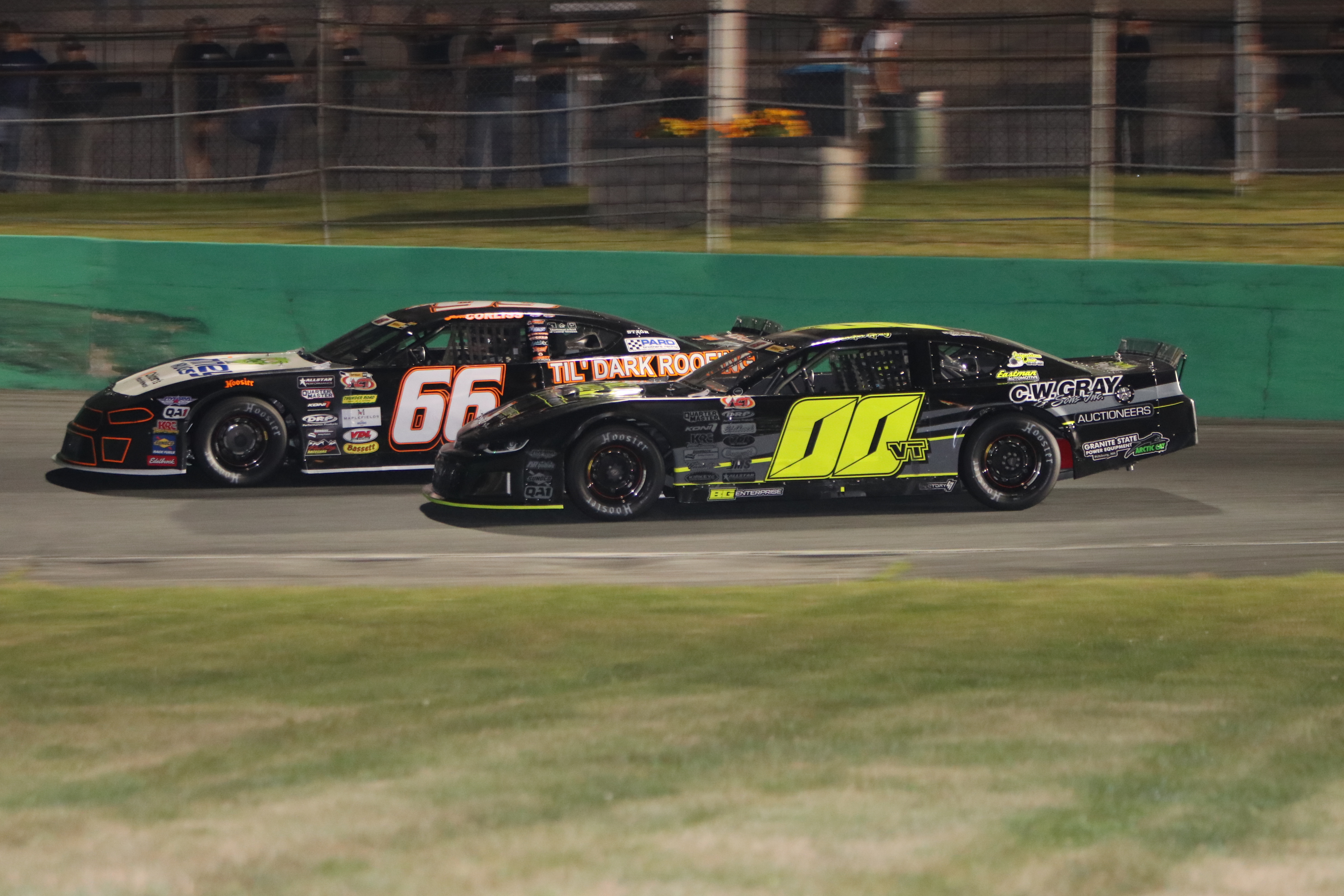 Run-What-U-Brung Spectator Drags Return to Thunder Road