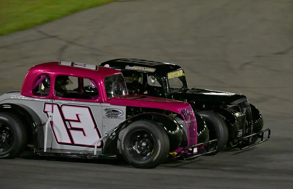 Jacob Burns Claims Victory in Legends Cars Triple Crown Opener