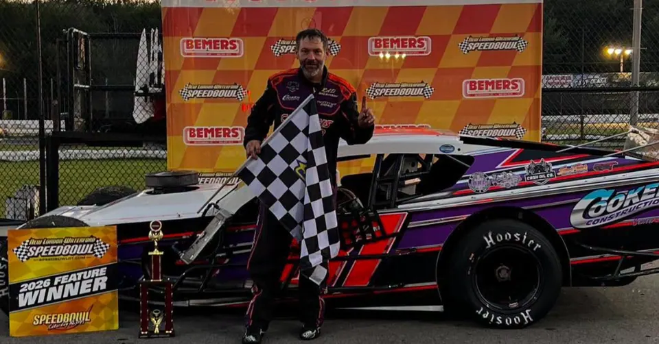 Todd Owen Tops SK Modifieds At New London-Waterford Speedbowl