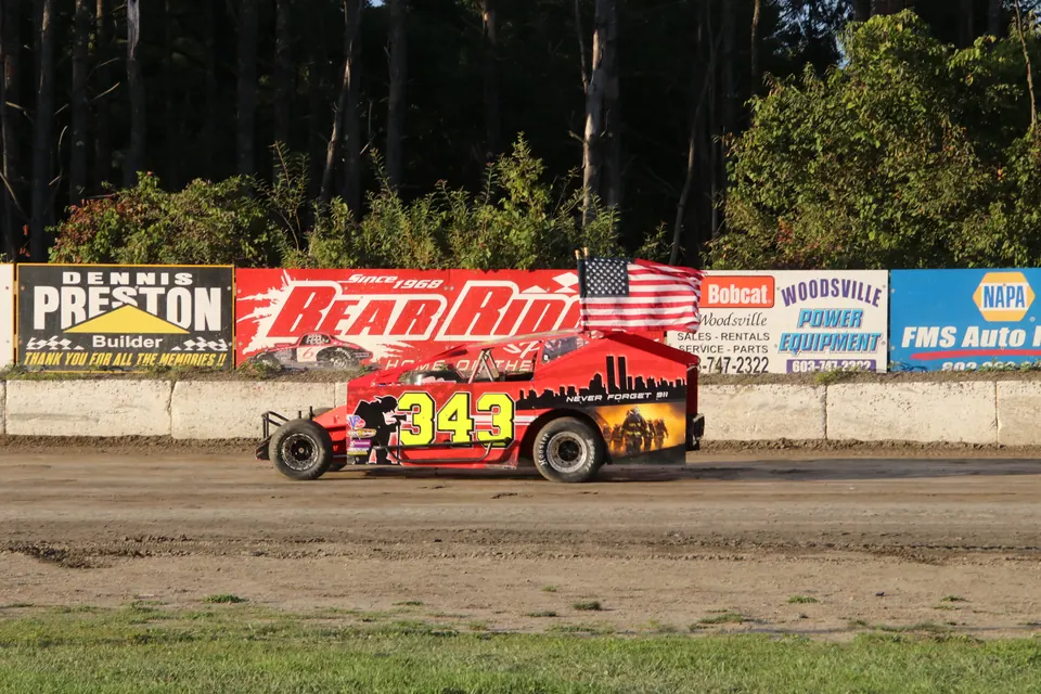 Bear Ridge Speedway Photos: Sportsman Coupes and Mod Tribute