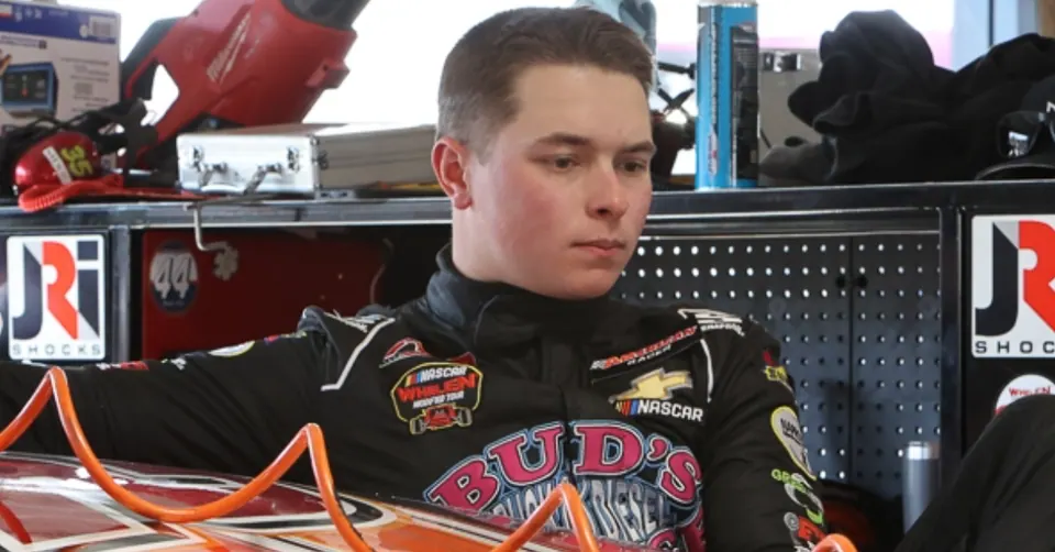 Andrew Molleur Takes Over Full-Time SK Modified Ride at Stafford