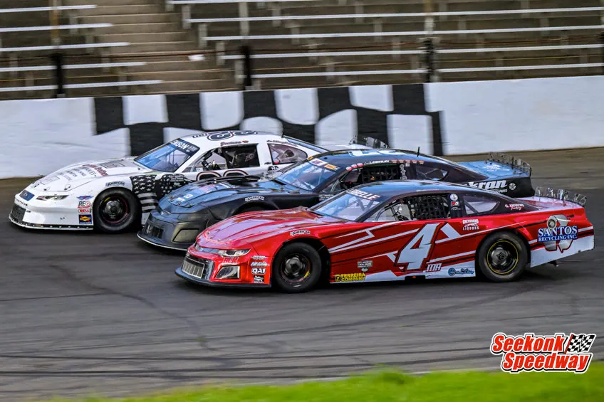 Seekonk Speedway Hosts Doubleheader of Short-Track Racing