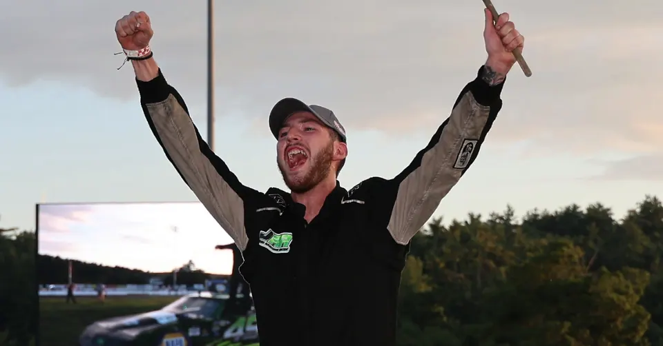Jason Raymond Tops Street Stock Feature at Stafford