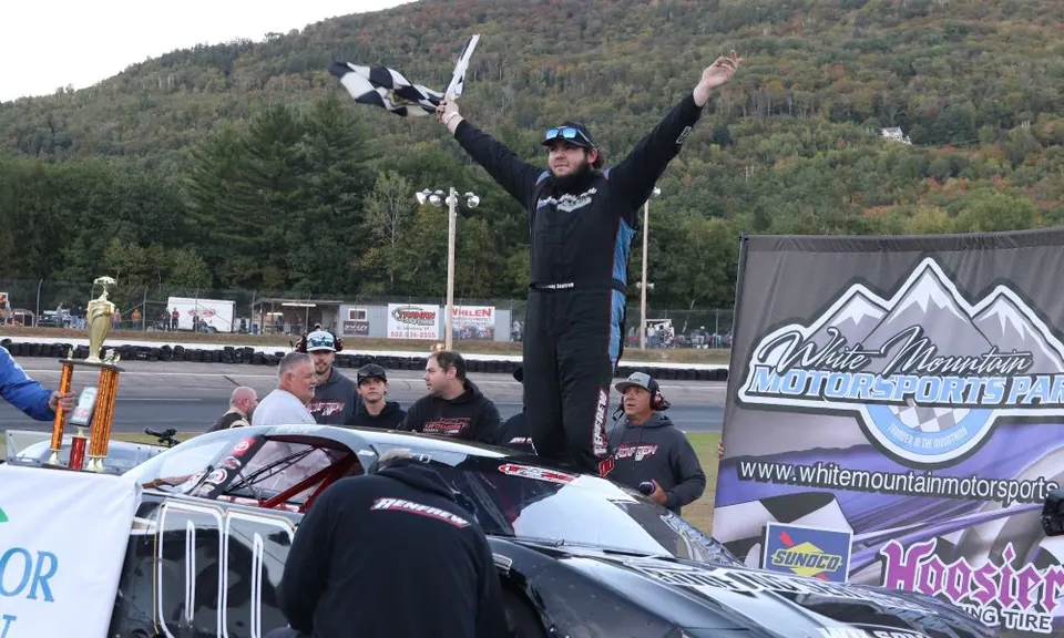 Renfrew Wins Back-to-Back at PASS Fall Foliage 150