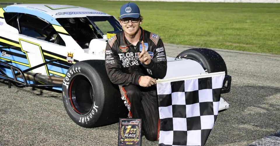 Narducci Tops Sunoco Modified; Davis Wins SK Light Mod