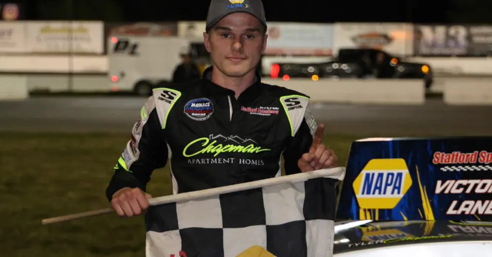 Sophomore Star Tyler Chapman Leads SK Modified at Stafford Speedway