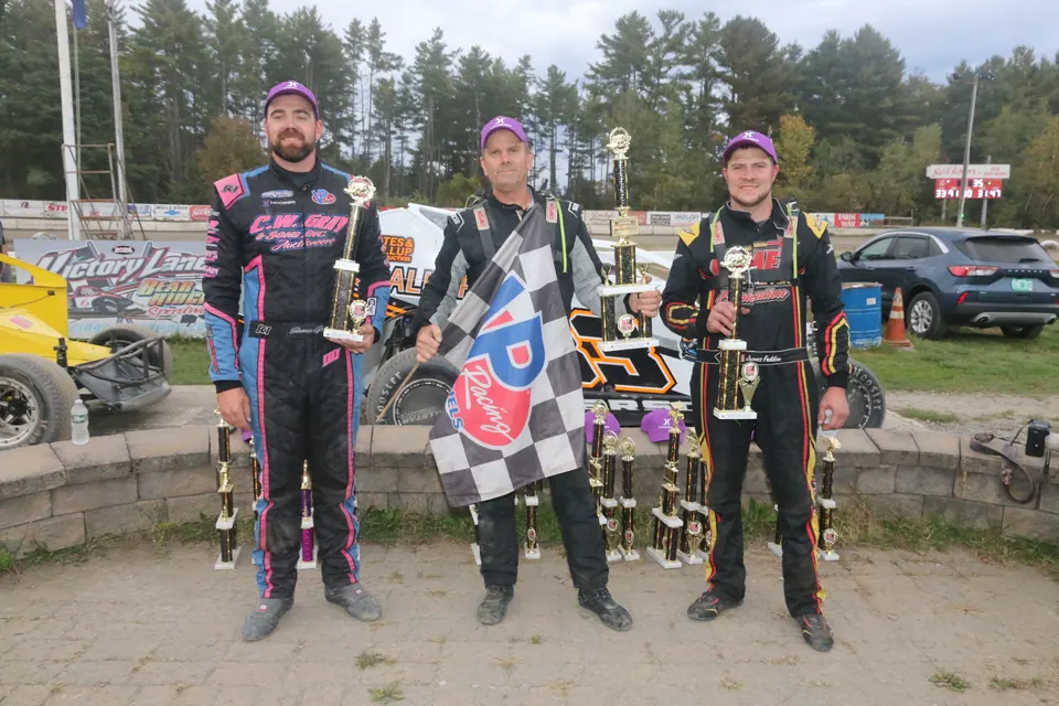 BRS_9-26_AW_VL_DIRTcar_Sportsman_Mods_L-R_Jason_Gray_Melvin_Pierson_james_fadden