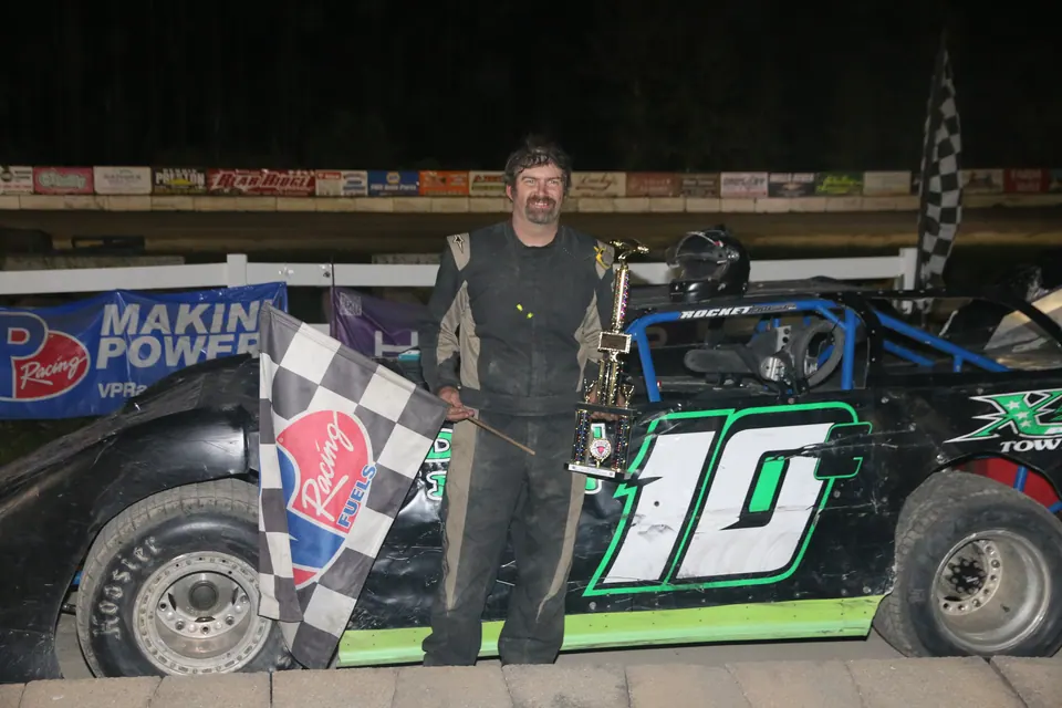BRS_AW_9-12_High_Country_Dispensaries_Late_Models_Feature_winner_and_Track_Champ