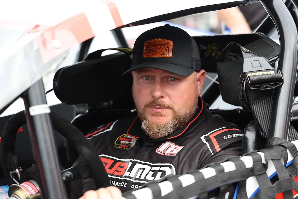 Blewett Wins Halloween Havoc 100; Reed Secures 4th Modified Title