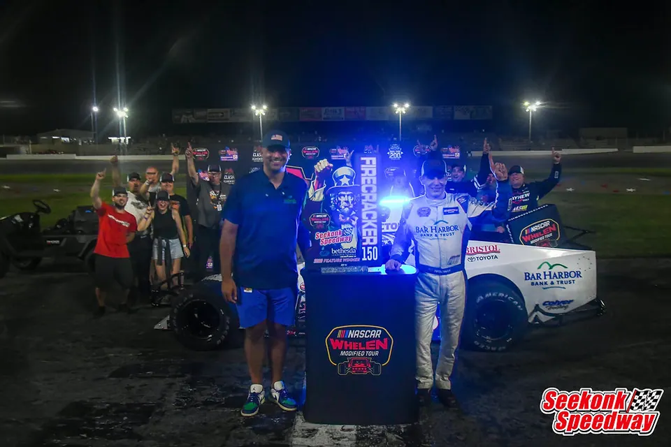 Hirschman Back on Top in NASCAR Whelen Modified Tour