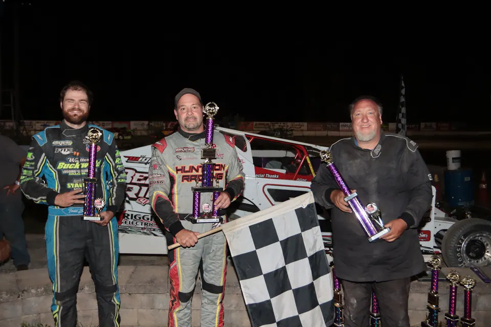 BRS_8-1_BF_DIRTcar_Sabil_and_Sons_Sportsman_Mods_VL_L-R_Todd_Buckwold_Jeremy_Hun