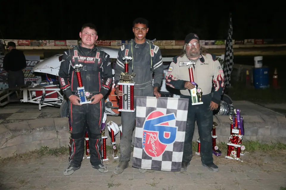 BRS_AW_8-14_DIRTcar_Wells_River_Chevy_Sportsman_Coupes_VL_L-R_Michael_Danforth_J